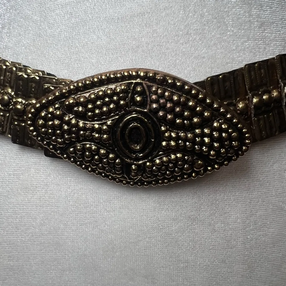 VTG Harwill NY Gold Tone Stretch Hammered Metal Statement Belt 70s Oval Retro - Image 2