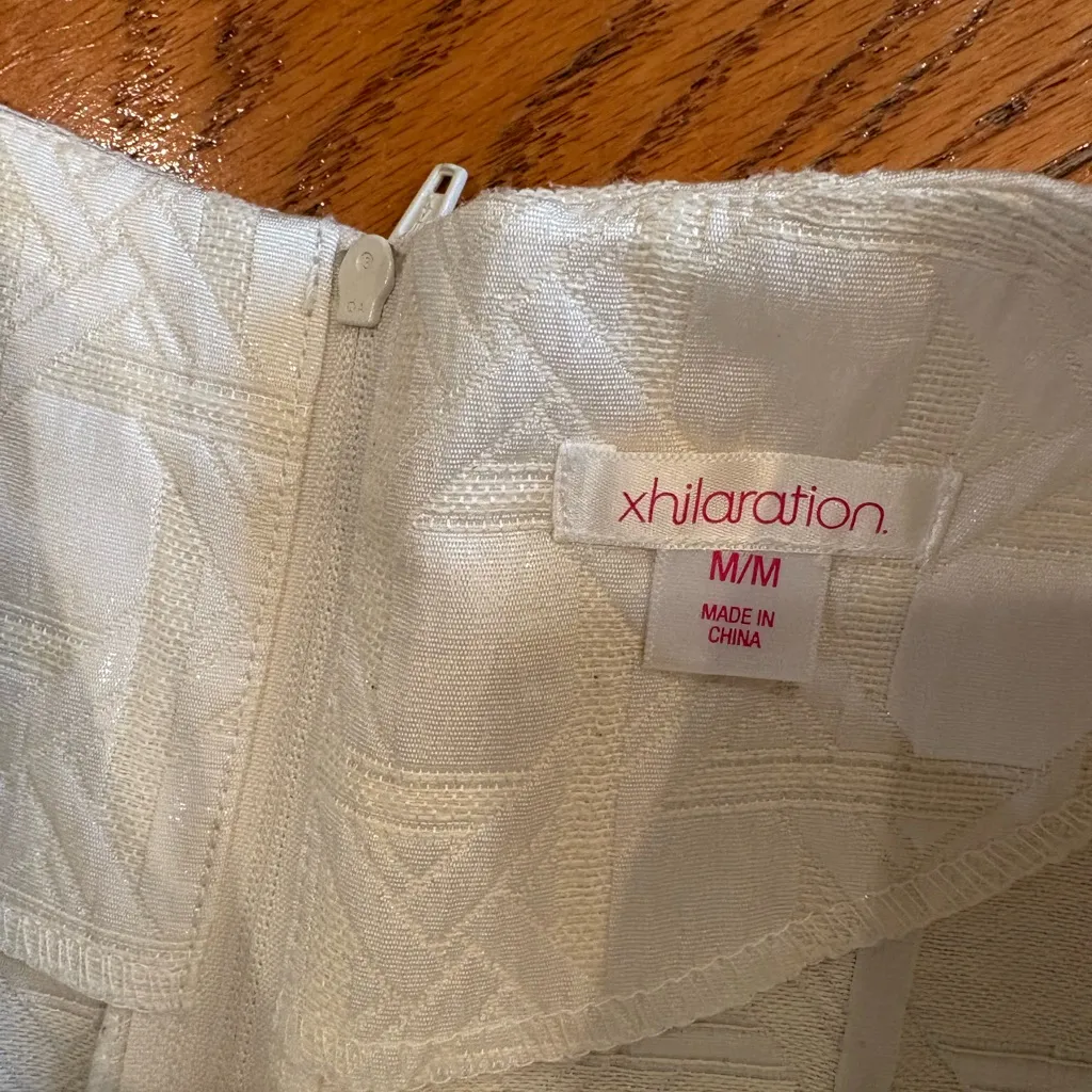 Xhilaration Textured Jacquard White Mini Dress M – Mod Retro Party Shift Dress - Image 2