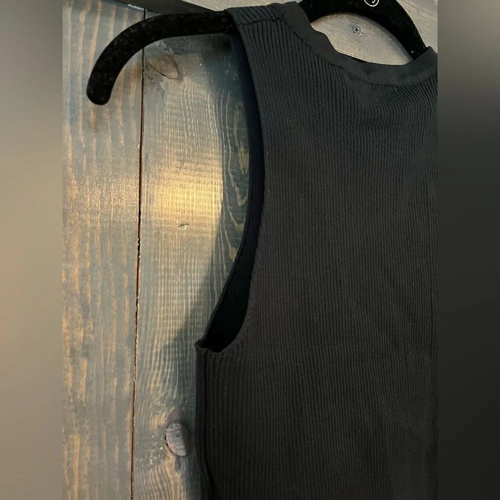 Sleek Black Ribbed Knit Tank Top Sleeveless‎ Crew Neck Modern Basic A13 Size L - Image 3