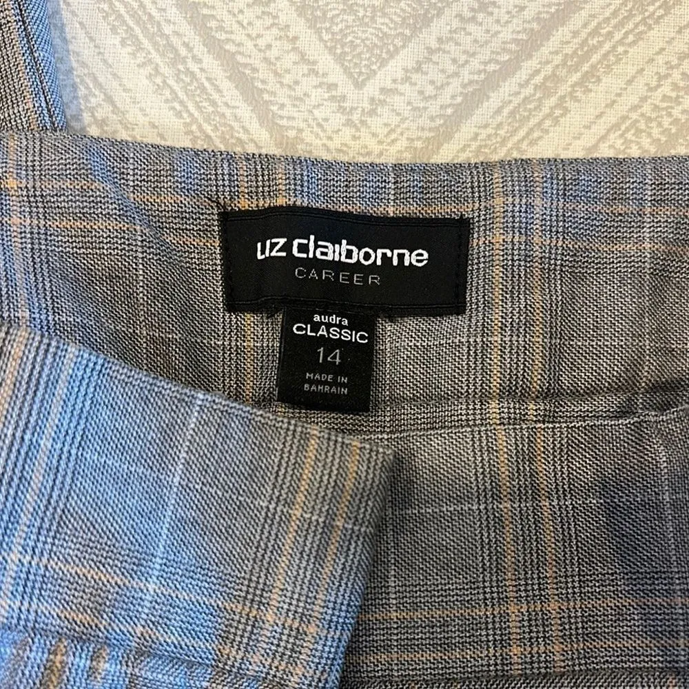 Liz Claiborne Women’s Gray Plaid Dress Pants - Size 14 - Image 2