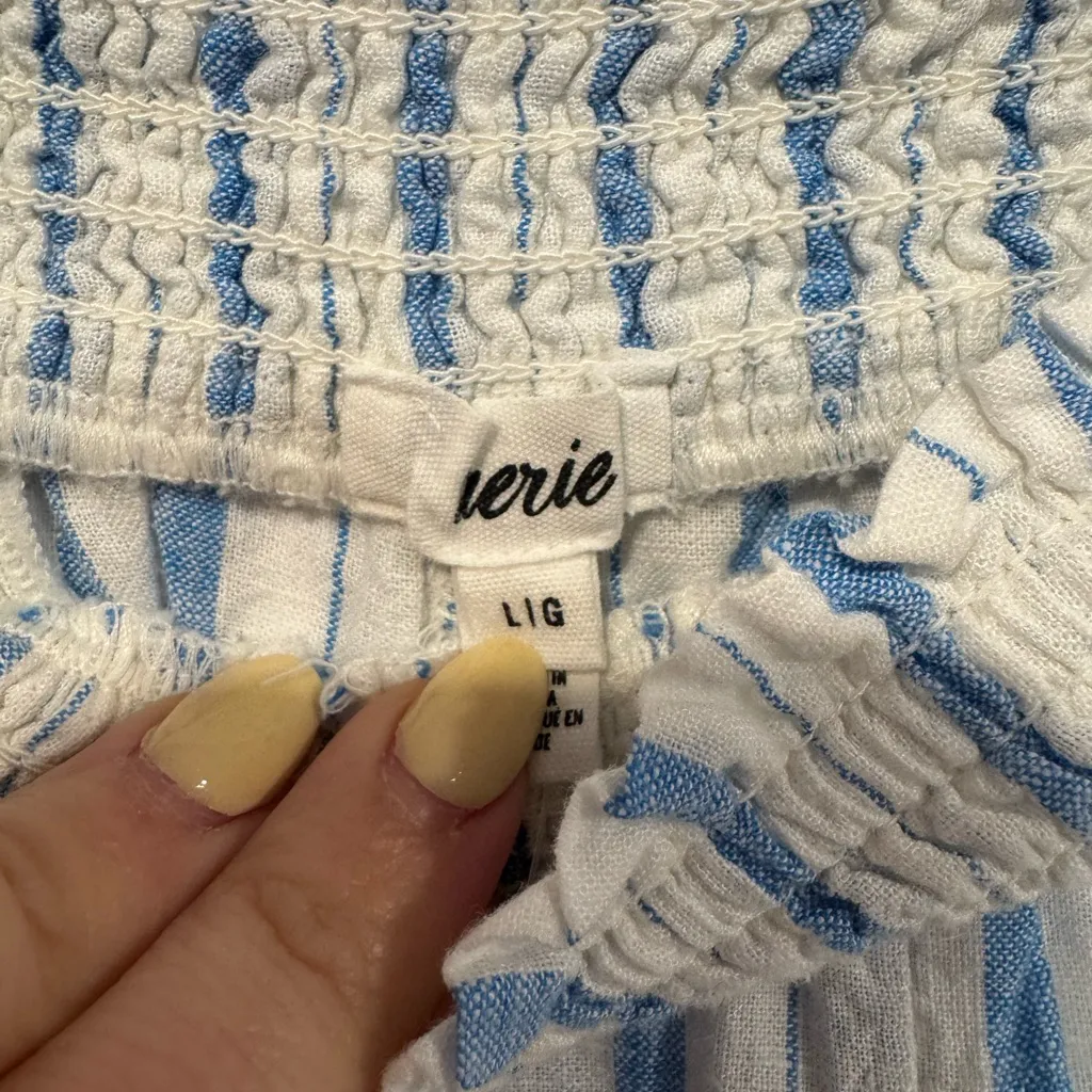 NWT Aerie white and blue stripe pull on linen type shorts - Image 3