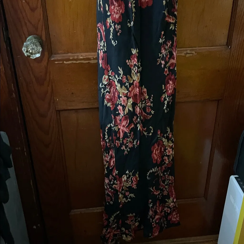 Reformation Para Maxi Floral Dress size Small damaged hem - Image 7