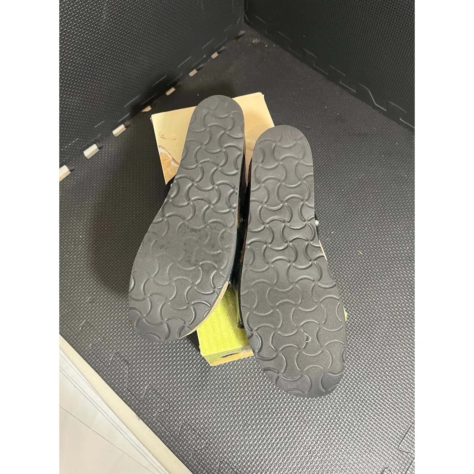 NAOT Ashley Black Leather Rhinestone Embellished Slides Sandals Women's 40‎ US 9 - Image 6