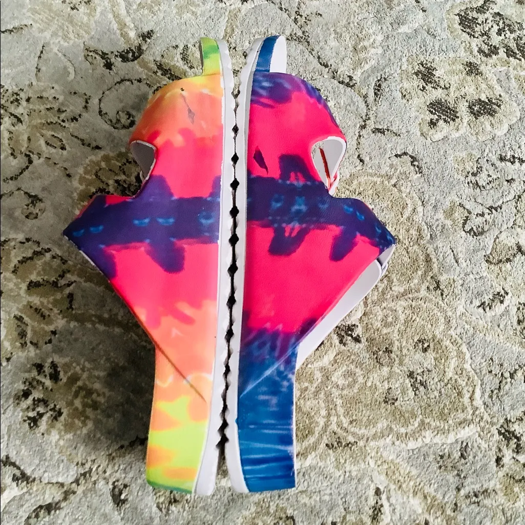 MIA Very comfy lightweight sandals 🌸🌼🌺 - Image 3