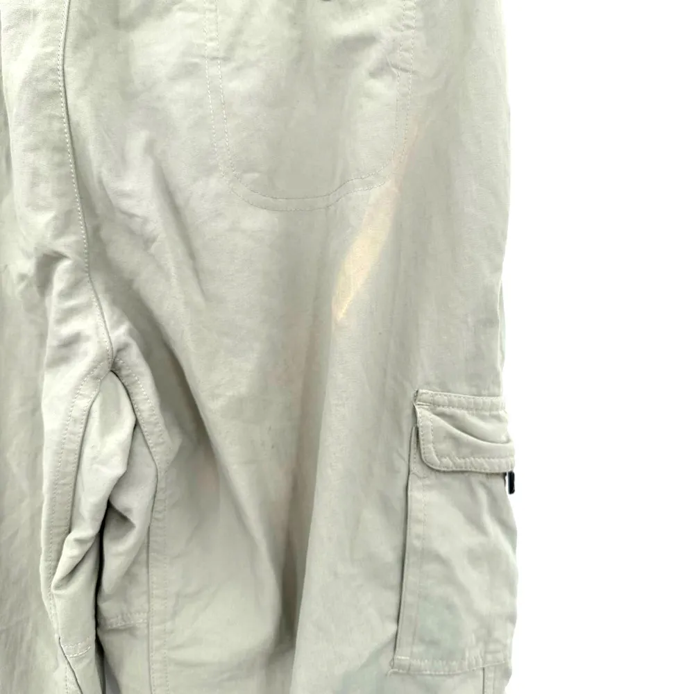 Columbia GRT size 12 khaki color cargo style pants with built in belt zip pocket - Image 5