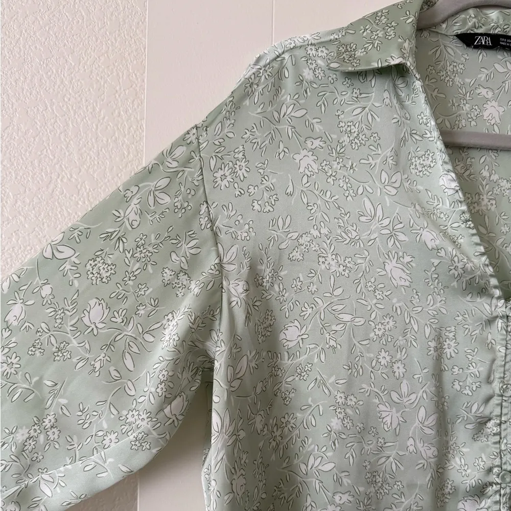 Women’s Green Silk Zara Button Down Blouse - Image 2