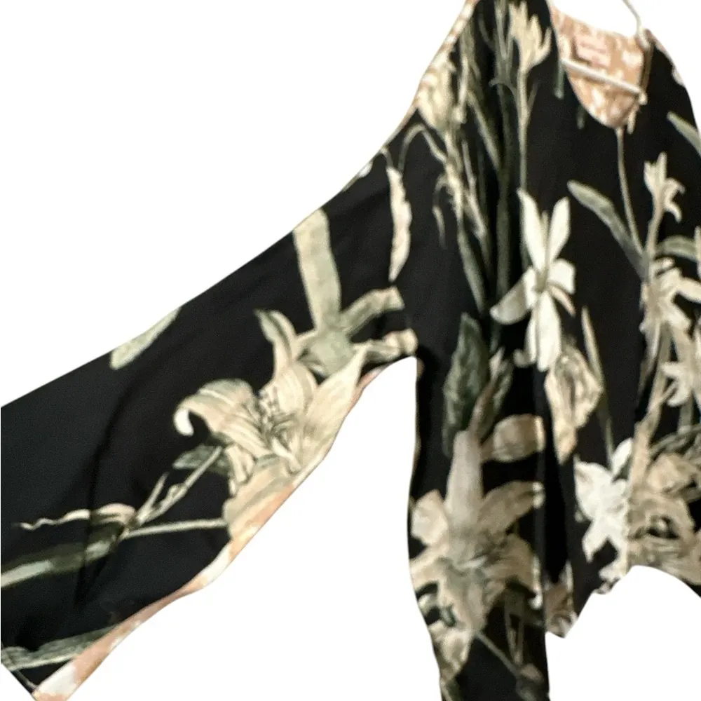 Chico’s Black Label Reversible Silk-Blend Anyway Top NWOT - Image 3