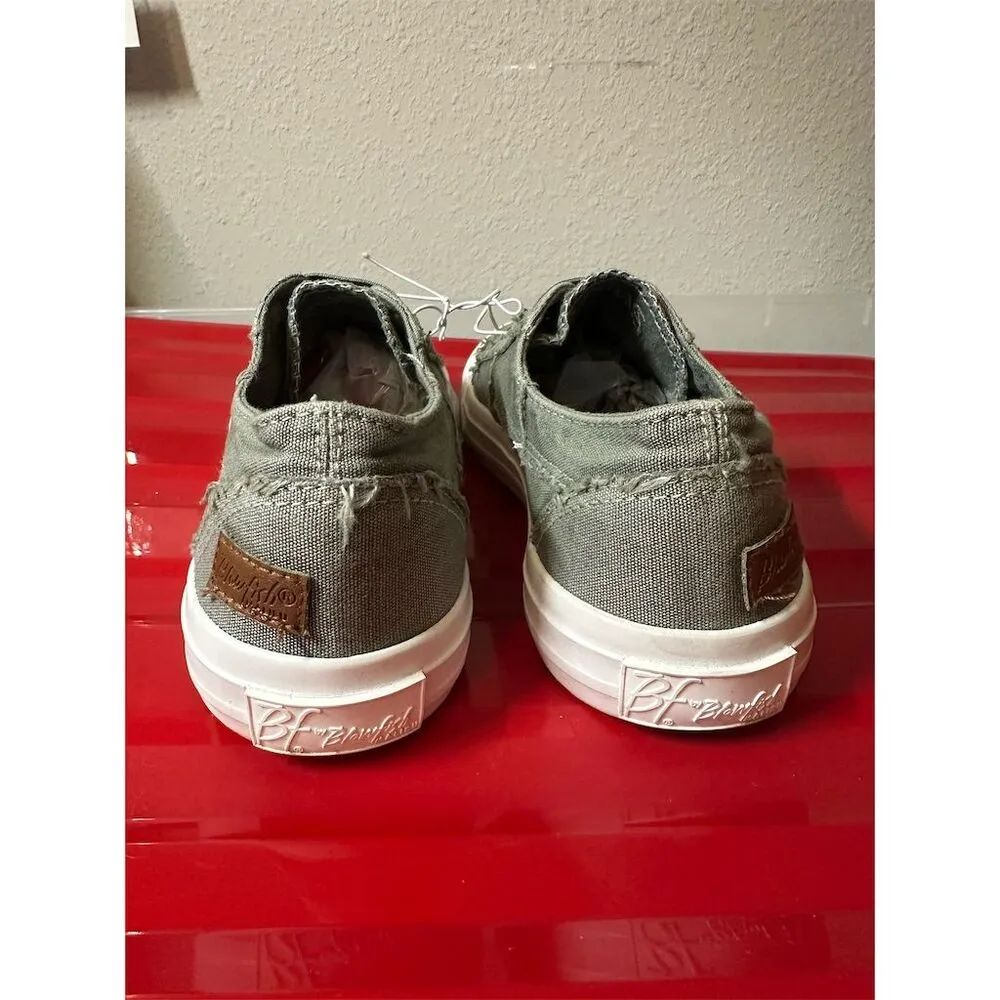 Blowfish Malibu Women's Marley size 6 Green Slip - Image 3