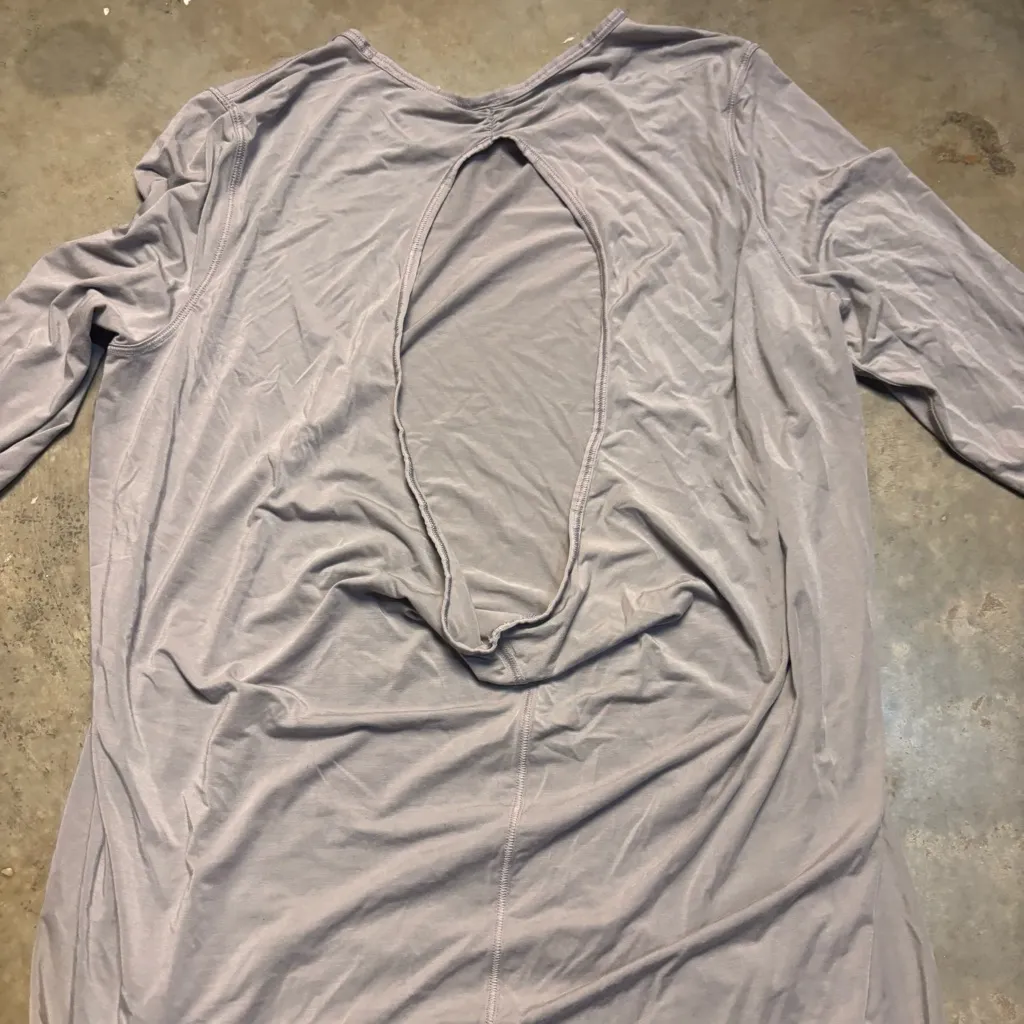 Lululemon Timeless Twist Long Sleeve light brown/gray Womens Top - Image 6