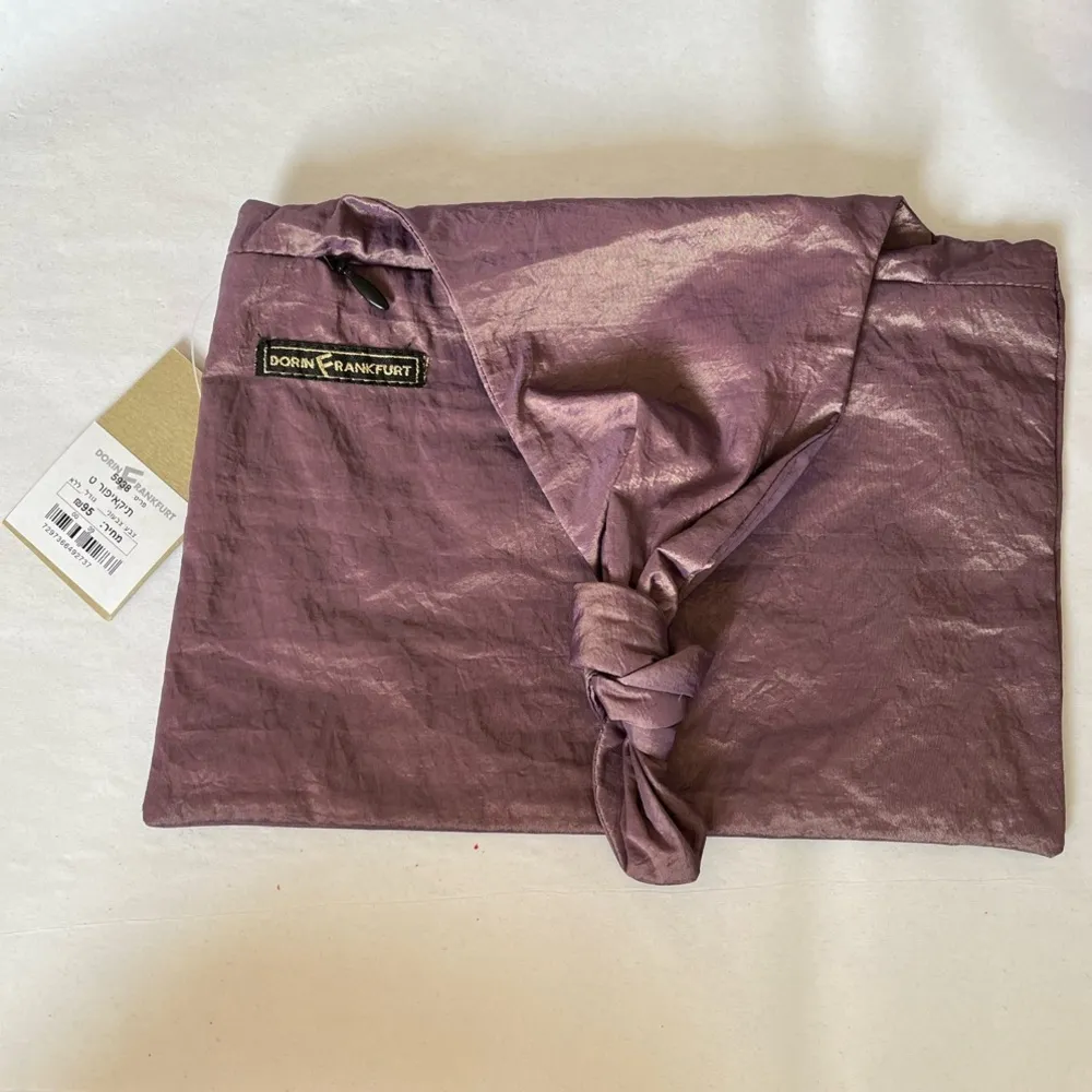 NWT Chic Purple Metallic Cosmetics Bag - Image 10