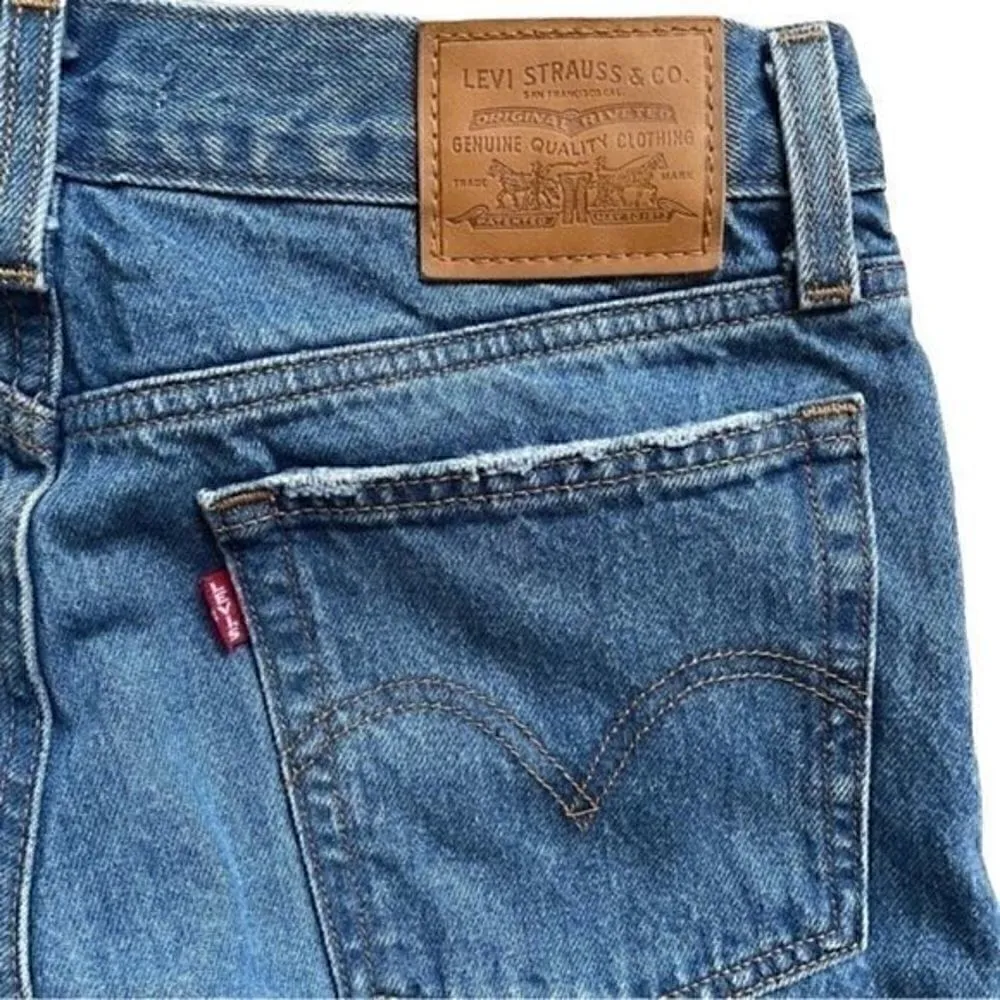 Levi’s Wedgie Icon Jeans EUC - Image 8