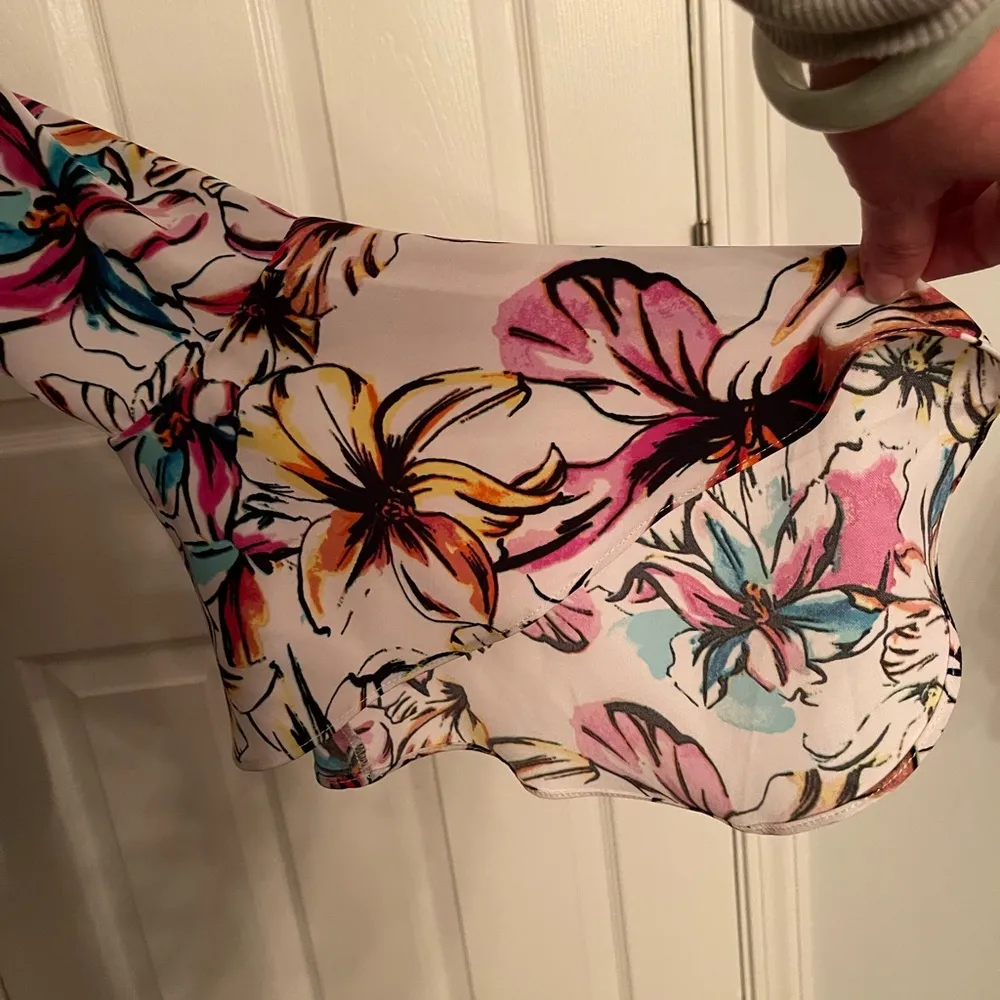 😇Catherine Malandrino Blouse, Small - Image 3