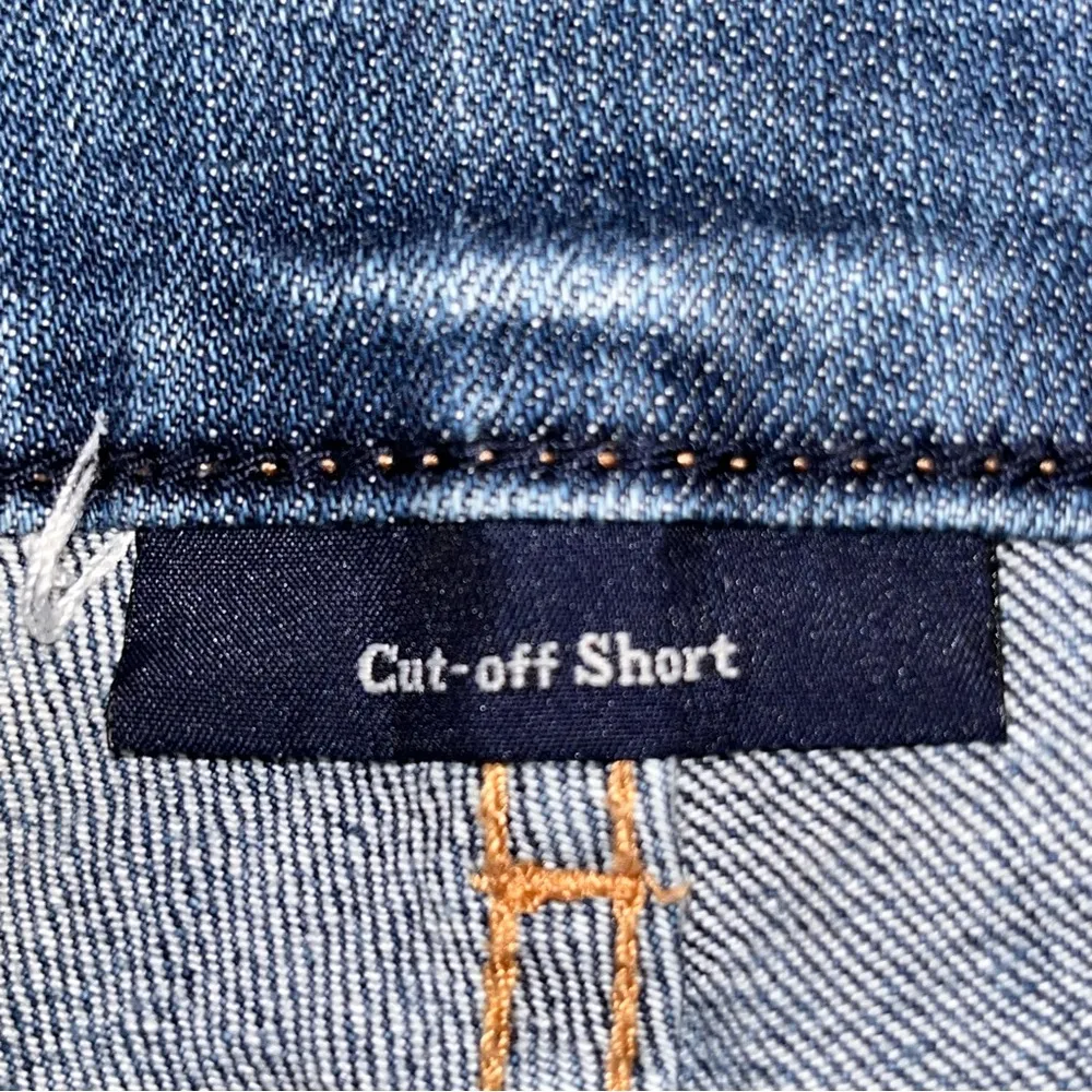 Women’s Levi’s Cut Off Jean Denim Shorts - Image 9