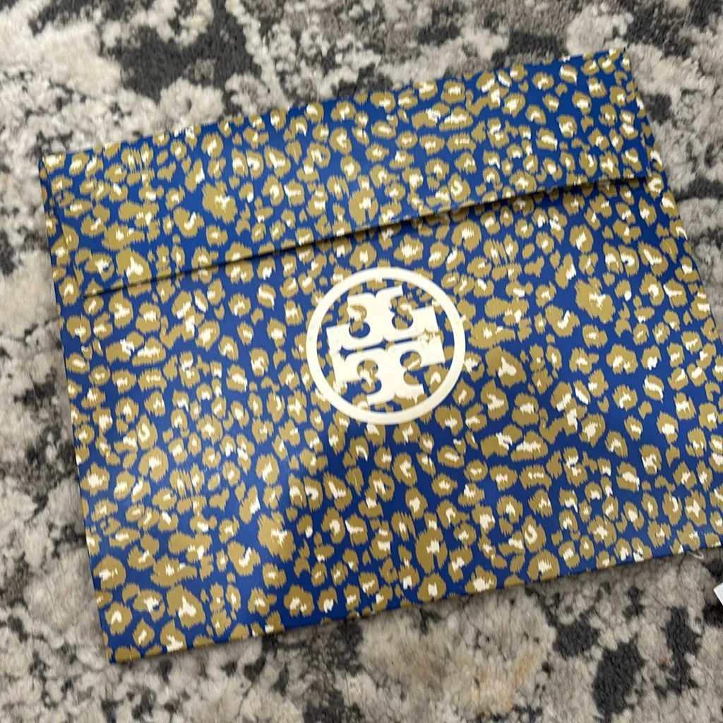 Tory Burch Logo Studded Jelly Wrap  
Turquoise Bracelet - Image 13