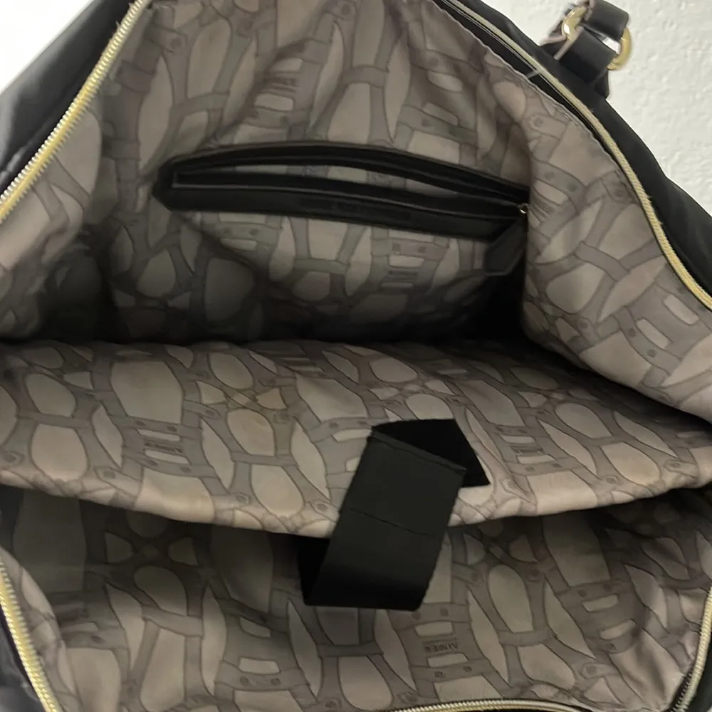 Aimee Kestenburg Laptop Bag, multiple sections - Image 6