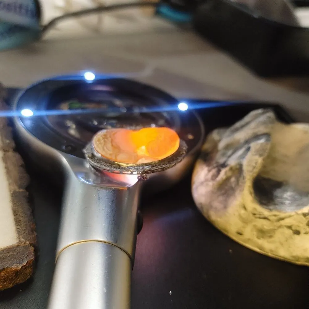 Left Facing Cameo Floral Brooch Pin Antique Carved Shell Silver Tone Filigree White - Image 13