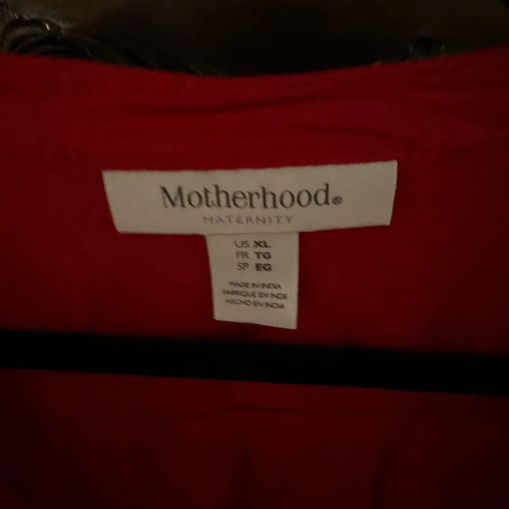 Motherhood Maternity Red Tie Front 3/4 Sleeve Blouse - Image 3