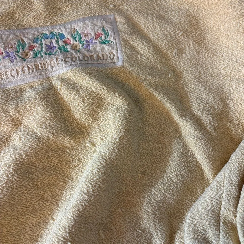Vintage Breckenridge Colorado Embroidered‎ Yellow Sweatshirt Unisex M - Image 2
