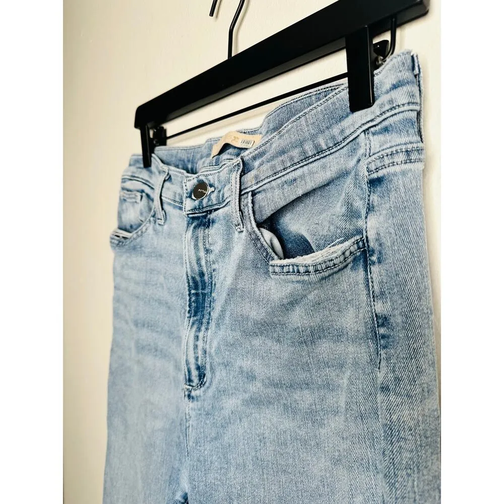 Joe's Jeans Light Wash Denim Straight-Leg Wide-Cuff Mia Wide Cuff Jeans Size 31 - Image 4