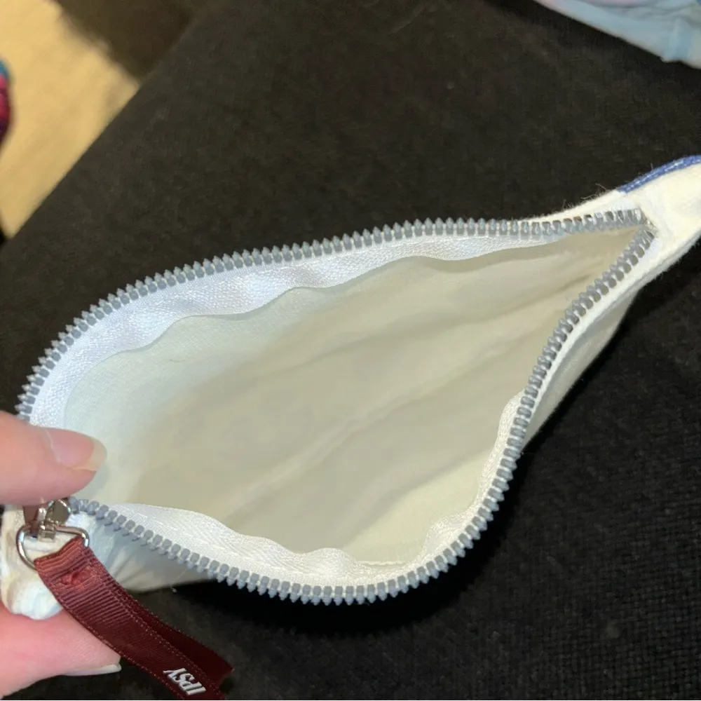 White and blue flower Ipsy bag BOGO - Image 4