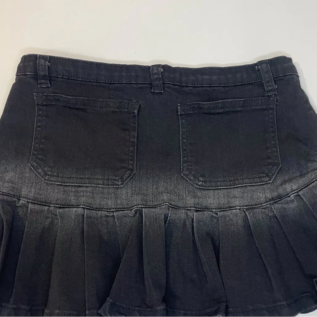 I.AM.GIA Women’s Vintage Black Pleated Skater Skirt Size‎ S - Image 6
