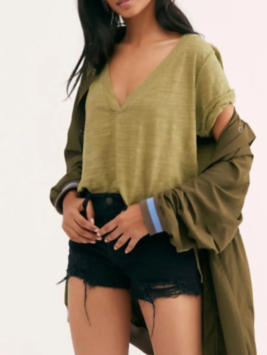 We The Free Green V-Neck Sundance Tee Distressed Size M - Image 3