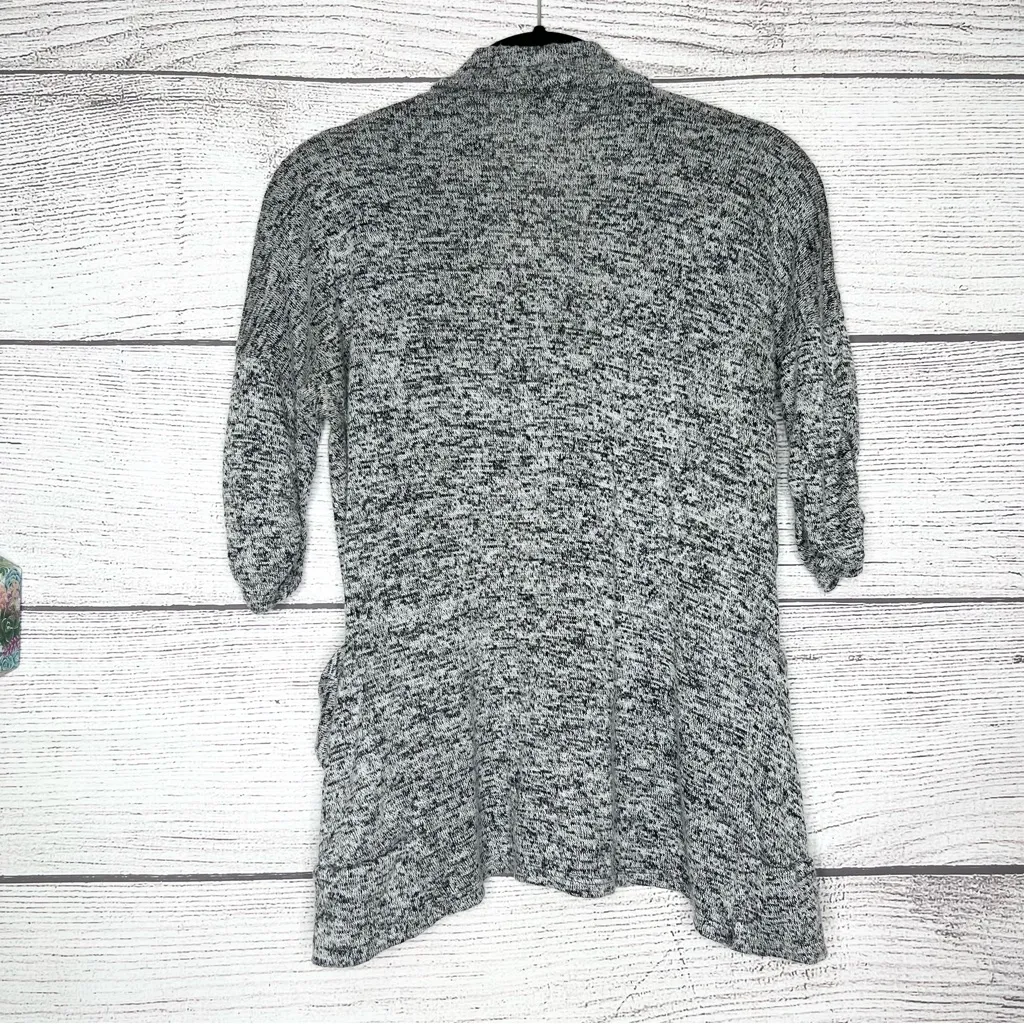 Free Kisses Heather Gray Textured Knit Open Front Cardigan Sweater Size Medium - Image 9