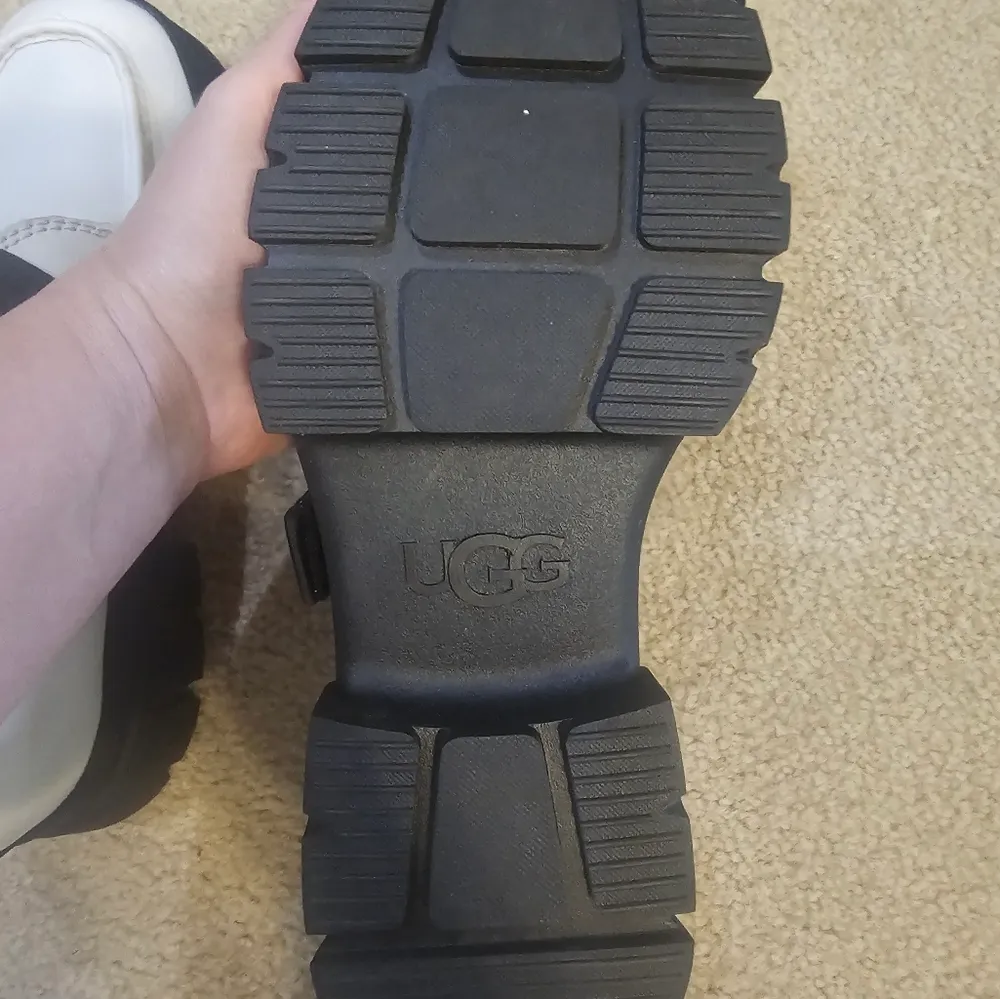 UGG ASHTON SHOES - Image 6