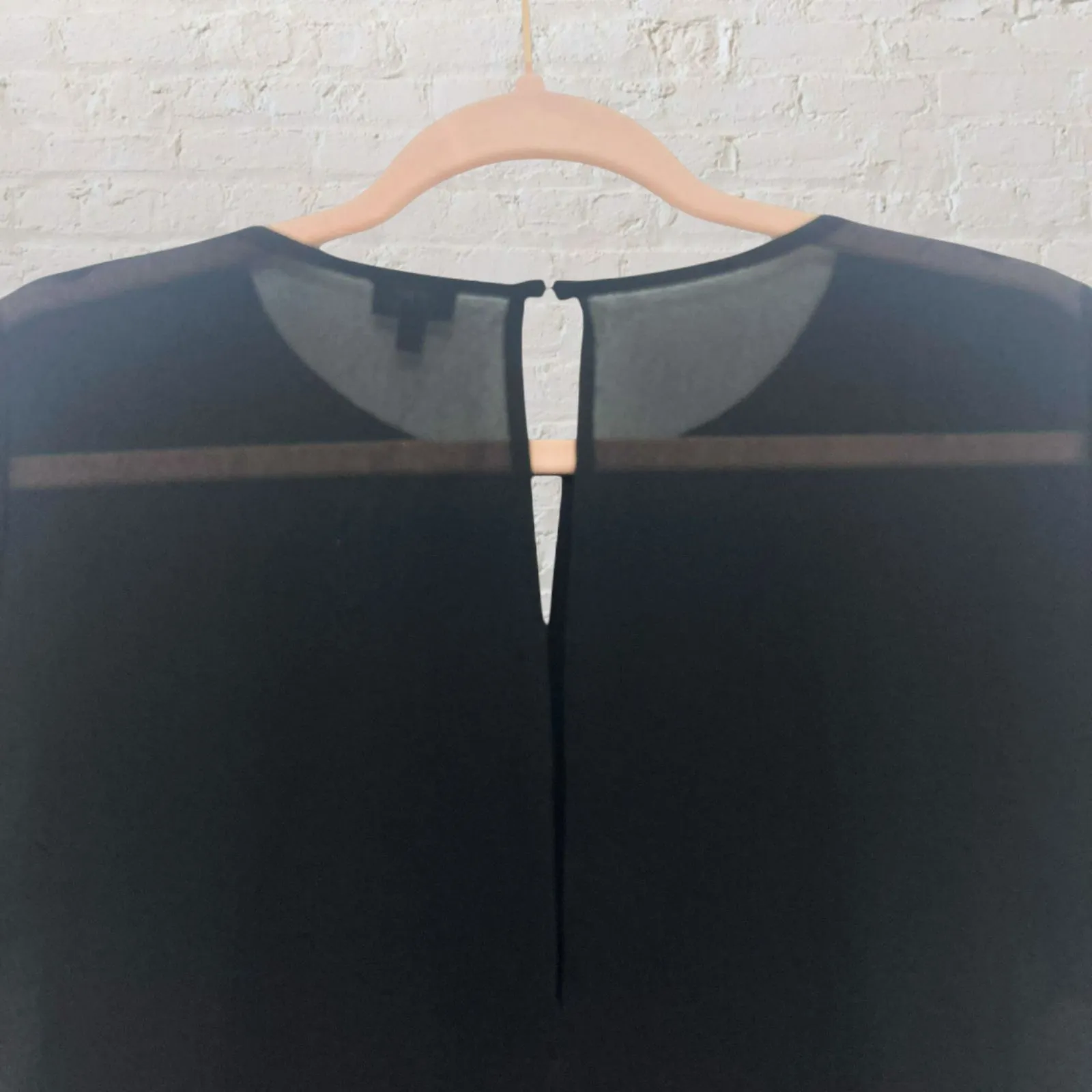 Aritzia Babaton Black Silk Chiffon Top Size S Sheer Hi-Low - Image 5