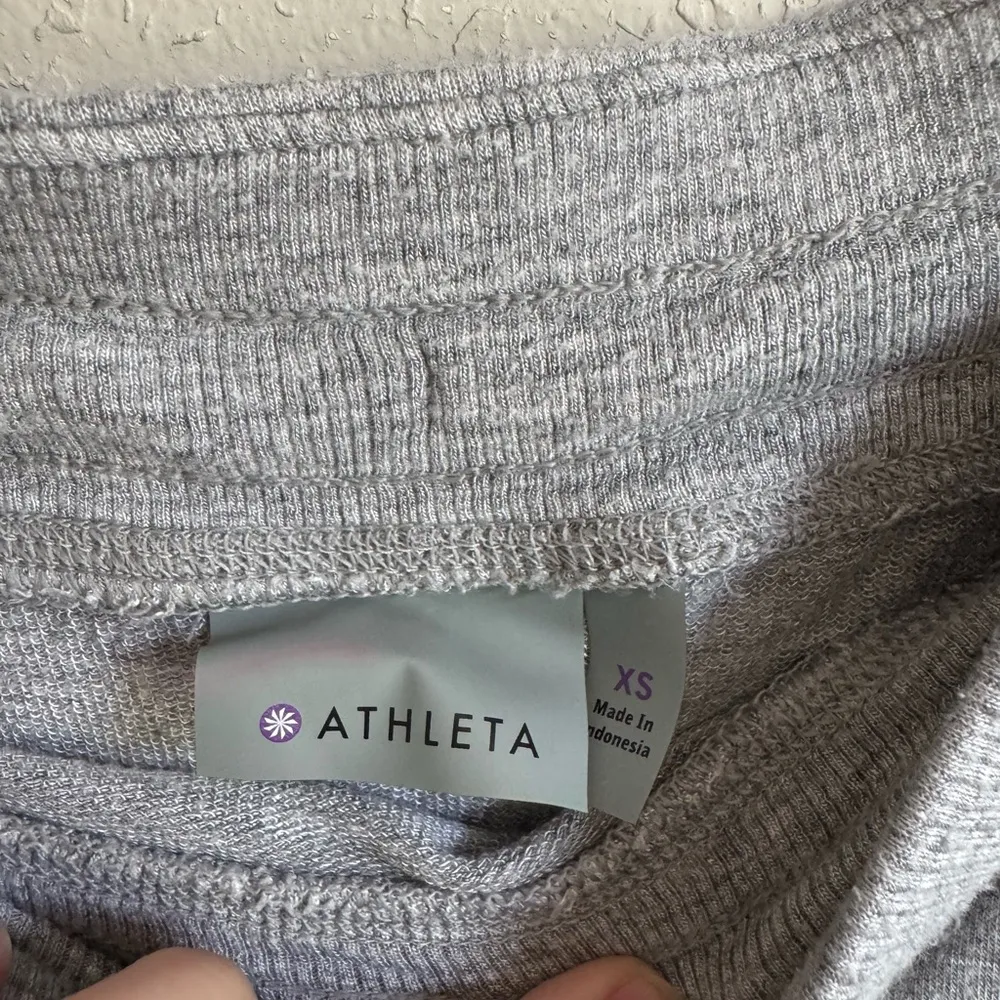 Athleta Gray Knee Length Casual Straight Athletic Skirt Womens XS Modest - Image 2