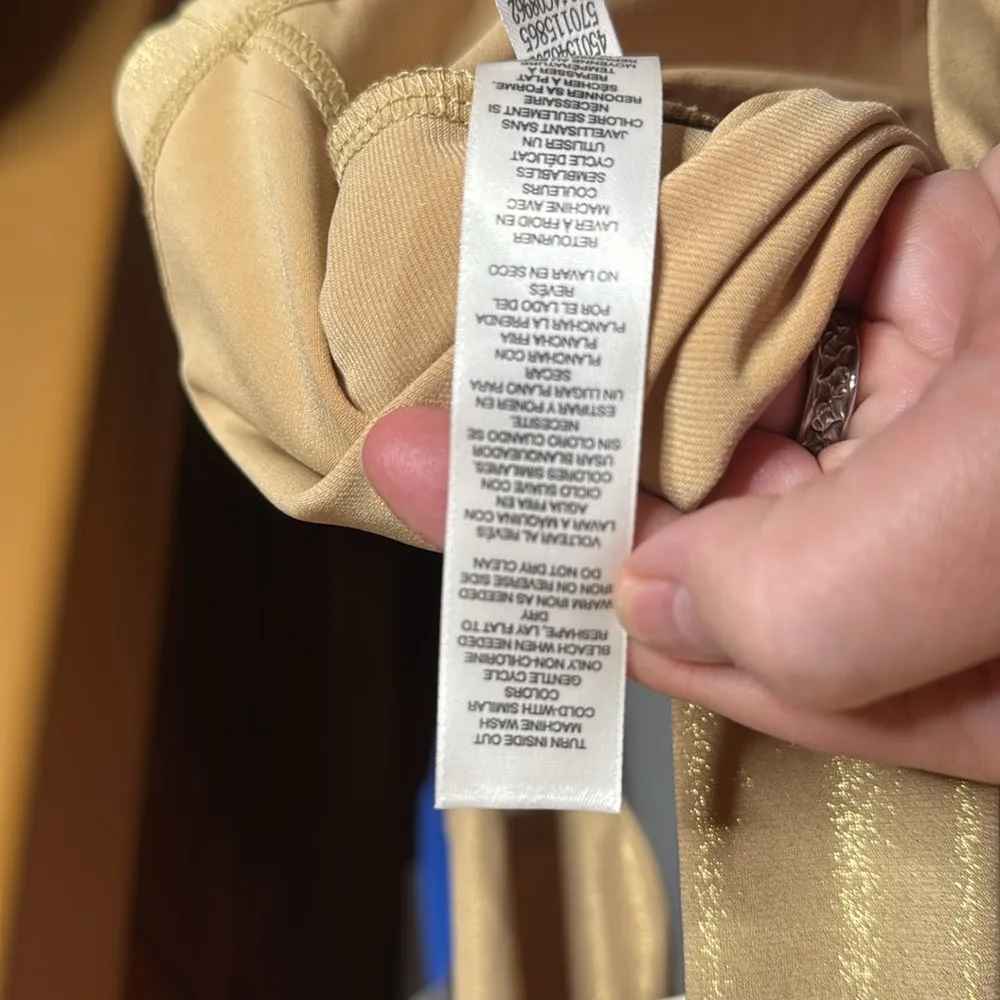 NWT Chico's Knit Kit Metallic Shirttail Top 3/4 Sleeve Arabian Camel Size Small - Image 11