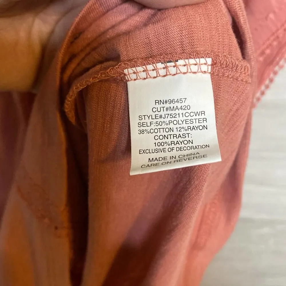 Eyeshadow Top - Image 7