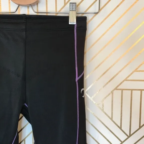 CW-X Stabilyx 3/4 Length Tight Compression Leggings in Black and Purple Size S - Image 3