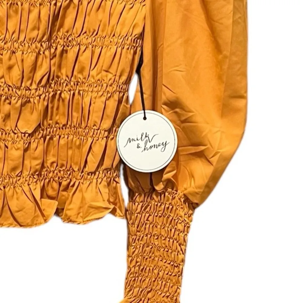 Milk & Honey NWT Smocked Crop Yellow Blouse Size Large - Image 5