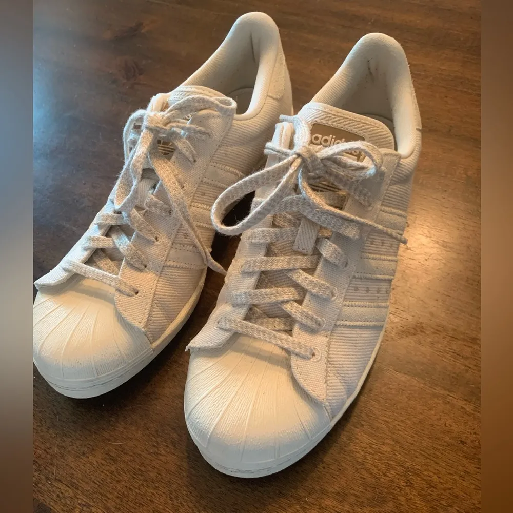 Adidas Superstar 28 Non Dyed Chalk Women’s 9 Cream - Image 3