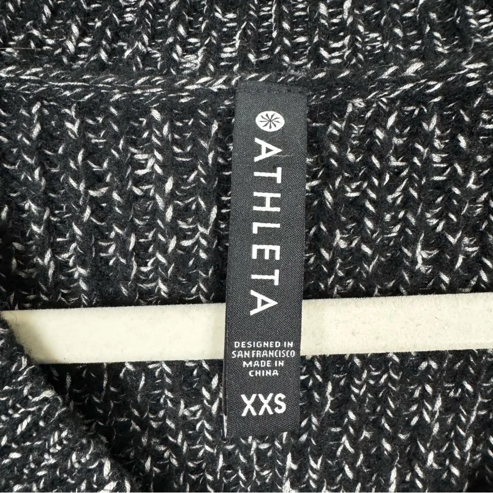 Athleta Shasta V-Neck Sweater Wool Blend Hi Low Black Marl Size XXS - Image 3