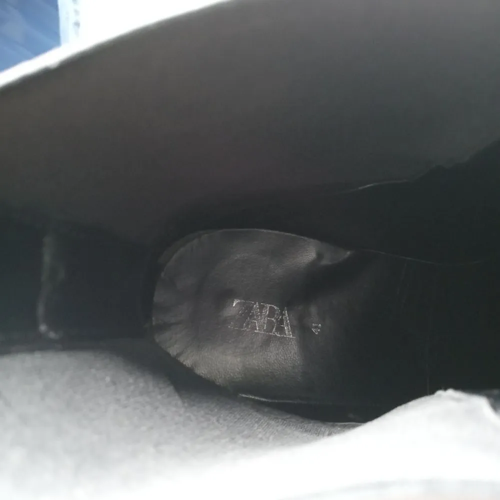 Zara black studded ankle boots size 41 - Image 14