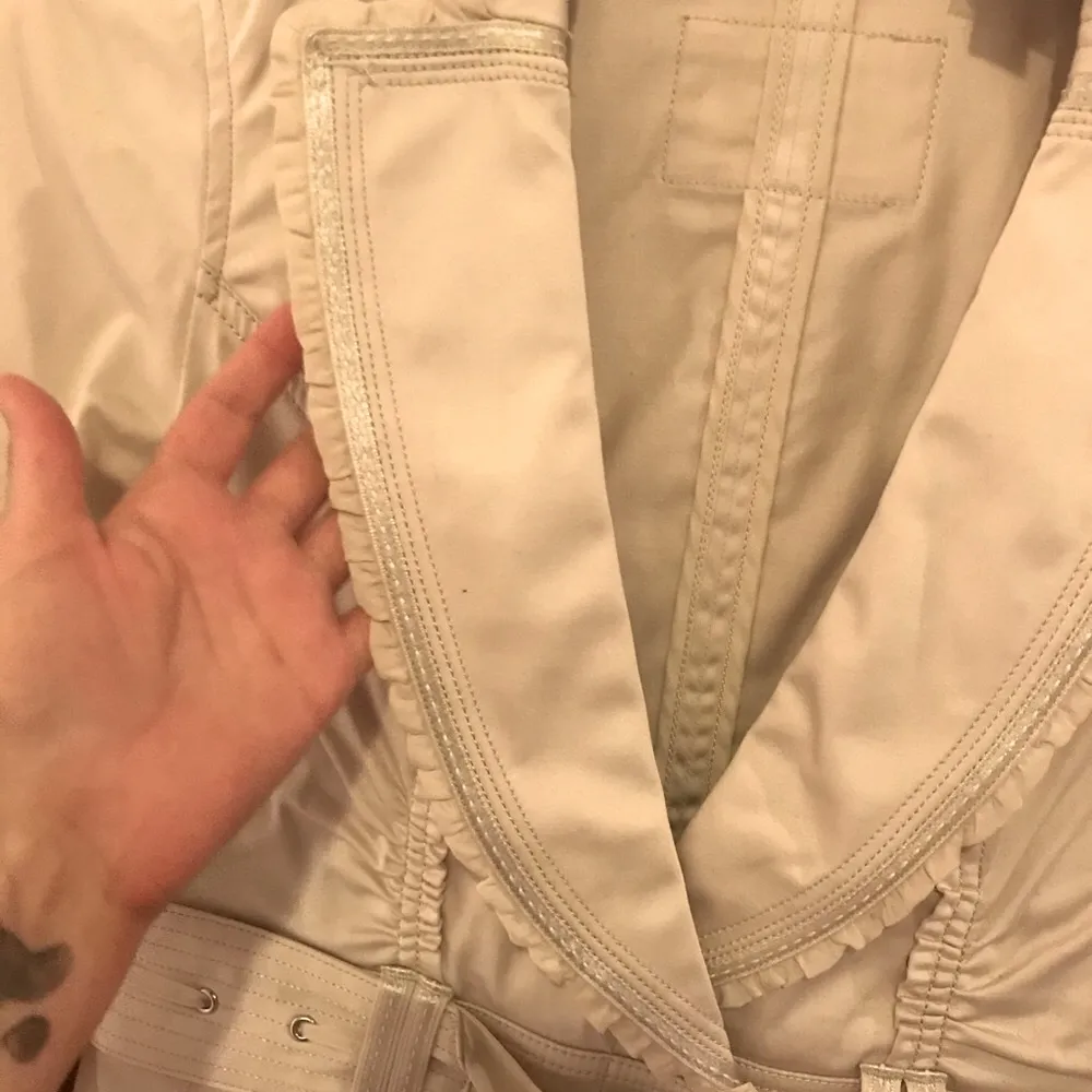 NWT WHBM Blazer White House Black Market Blazer 0 cream color ruffle belt - Image 4