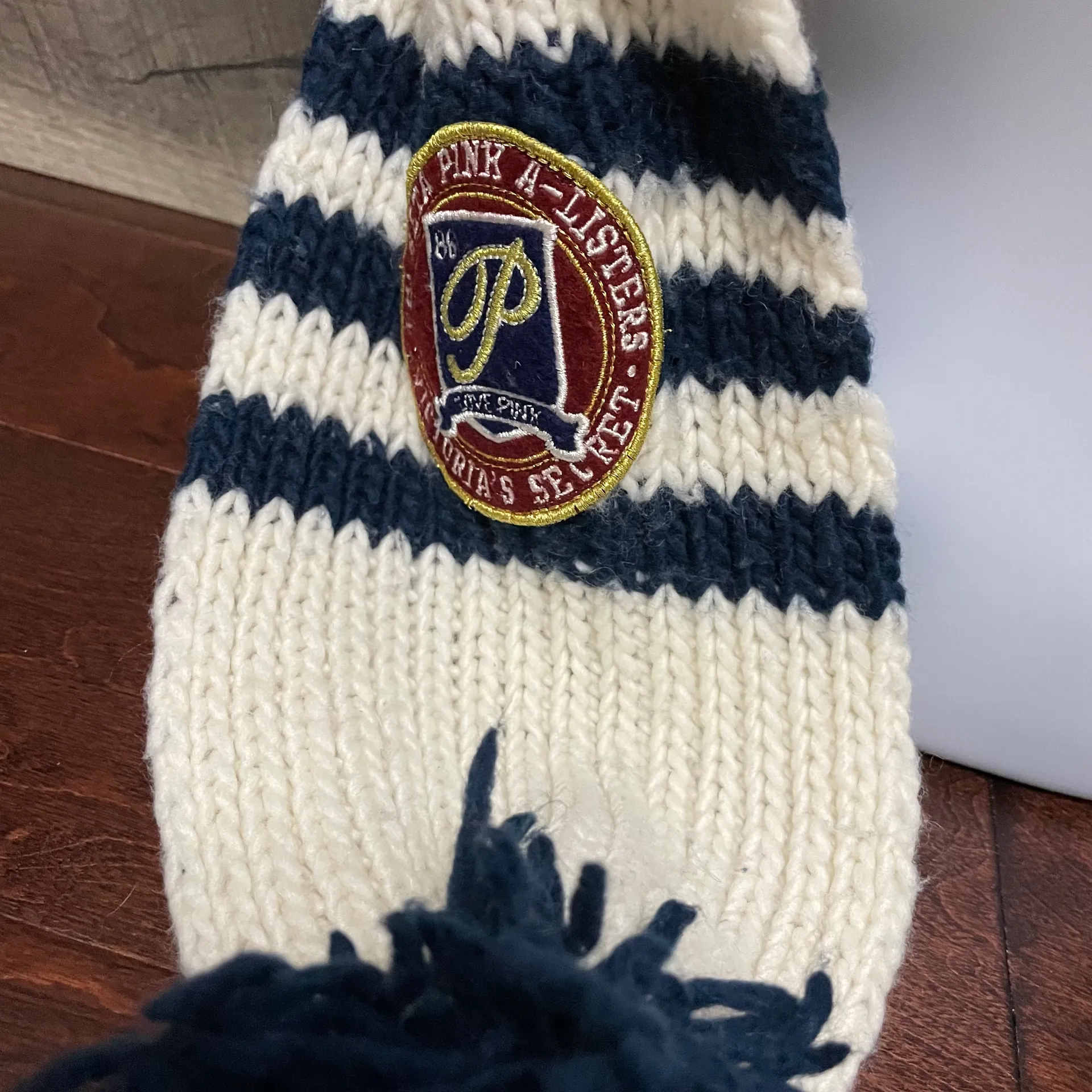 Victoria's Secret   Navy Blue and Cream Grand Lodge College Patch Scarf - Image 5