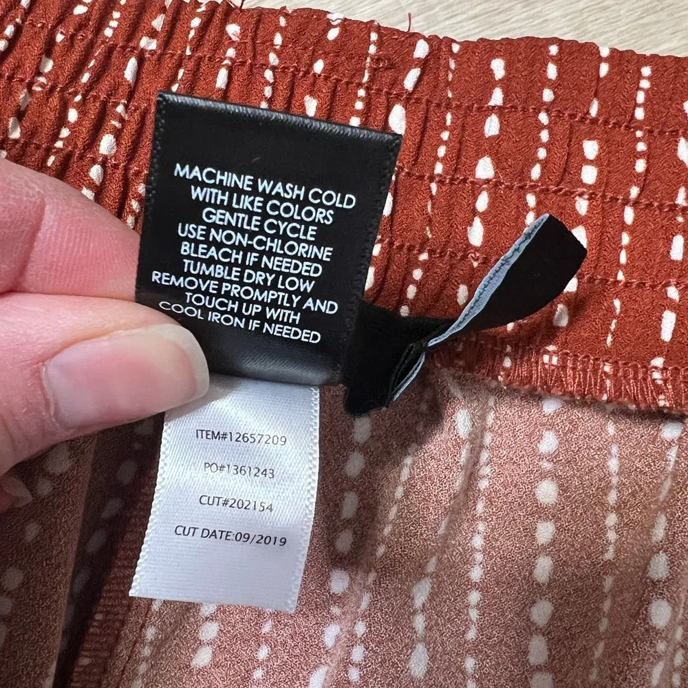 Torrid Pull On Taper Stretch Crepe Pants Burnt Orange Size 4X - Image 5