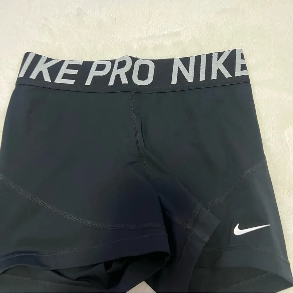 Nike Women's Black Pro Shorts - Image 2