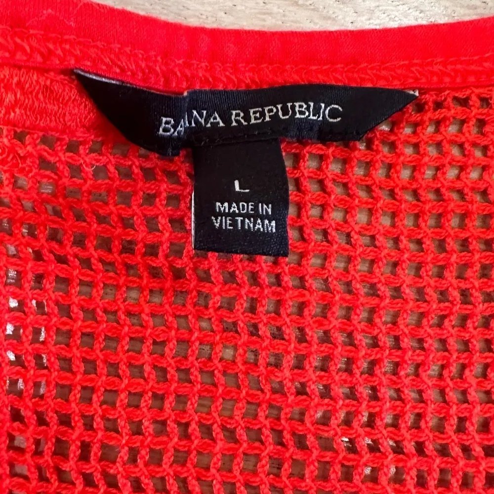Banana  Republic sleeveless floral net top orange red size large - Image 2