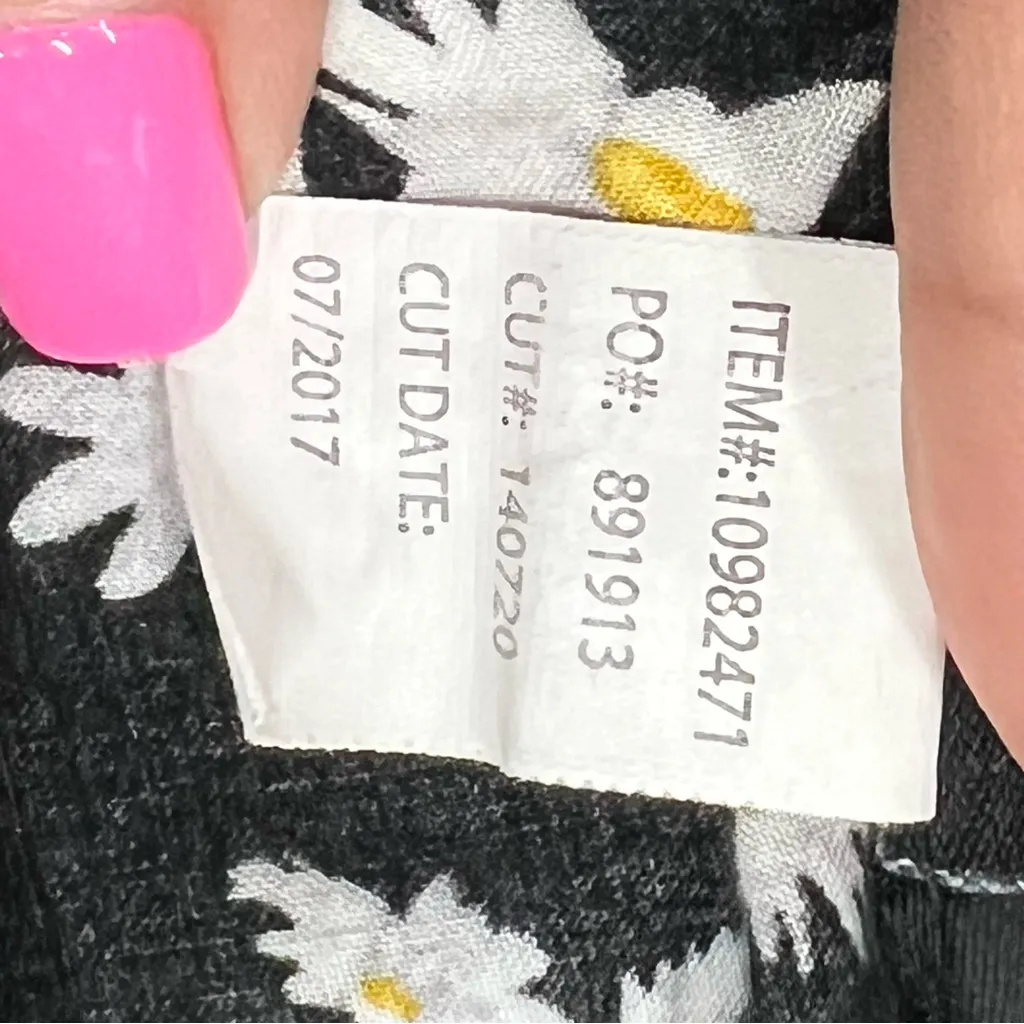 Torrid size 3 babydoll spaghetti strap tank Daisy lace FLAWED - Image 14