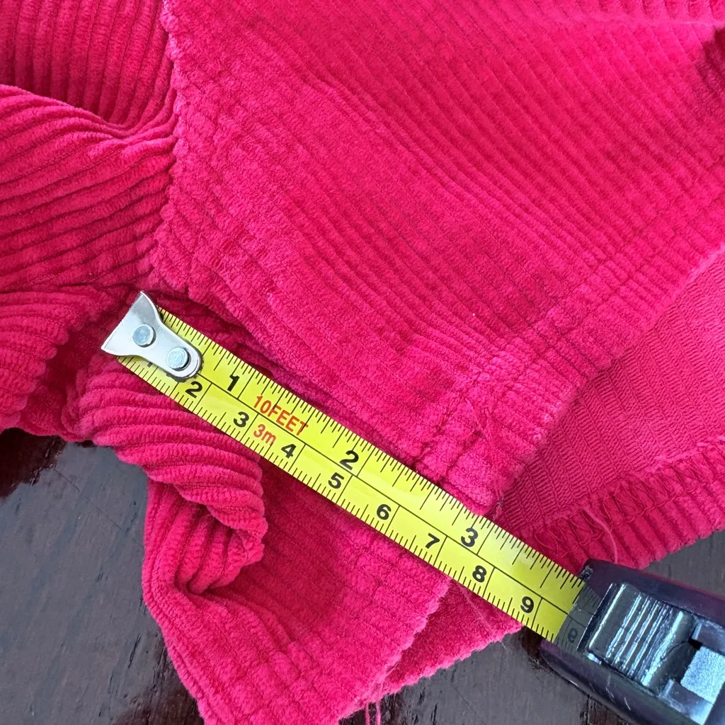 Stylish High Waist Red Corduroy Women's Shorts - Image 7