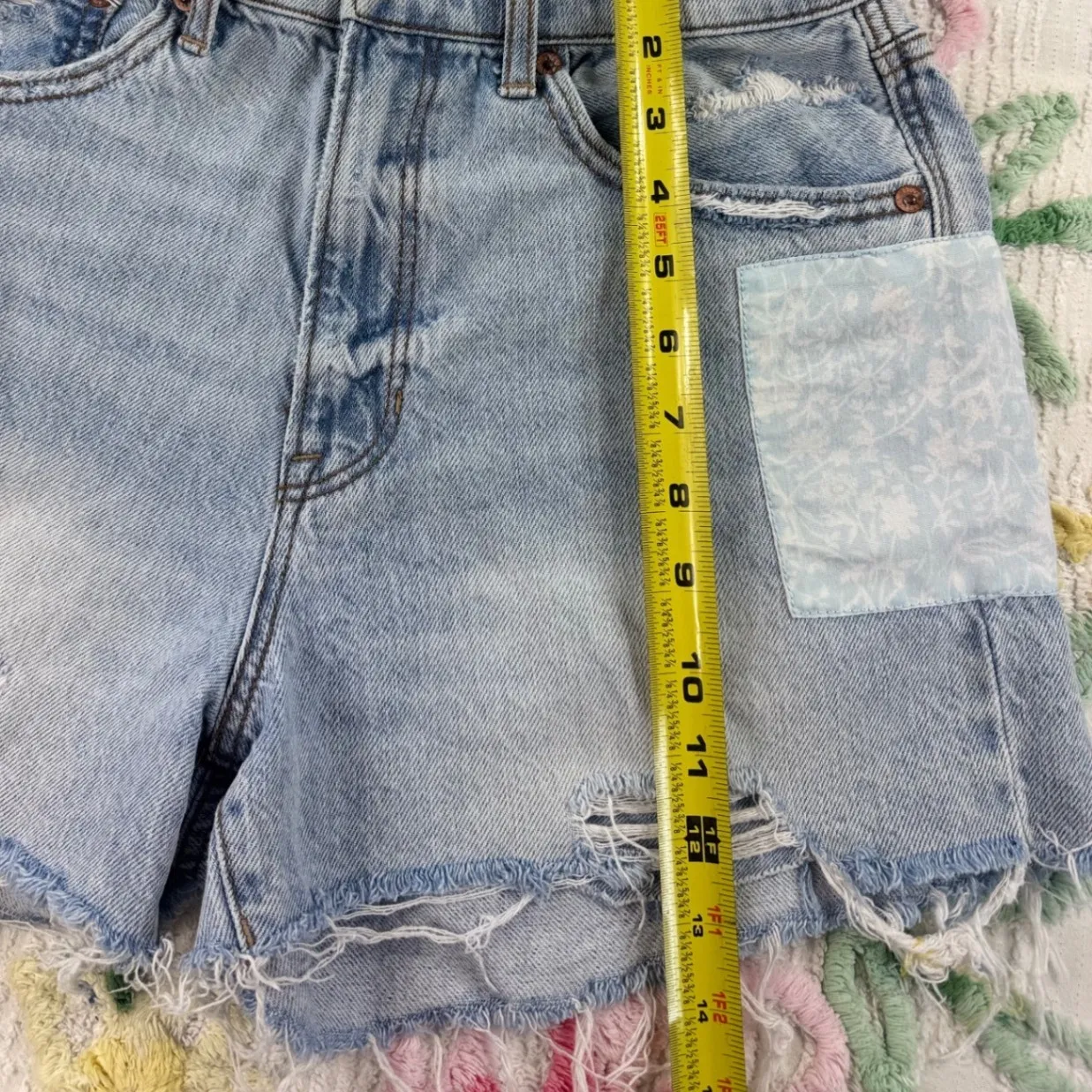 American Eagle Outfitters Distressed Patchwork Denim Shorts Women Size 6 - Image 7