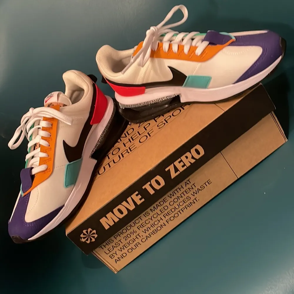 Nike Air Max Pre-Day women’s size 6.5 - Image 3