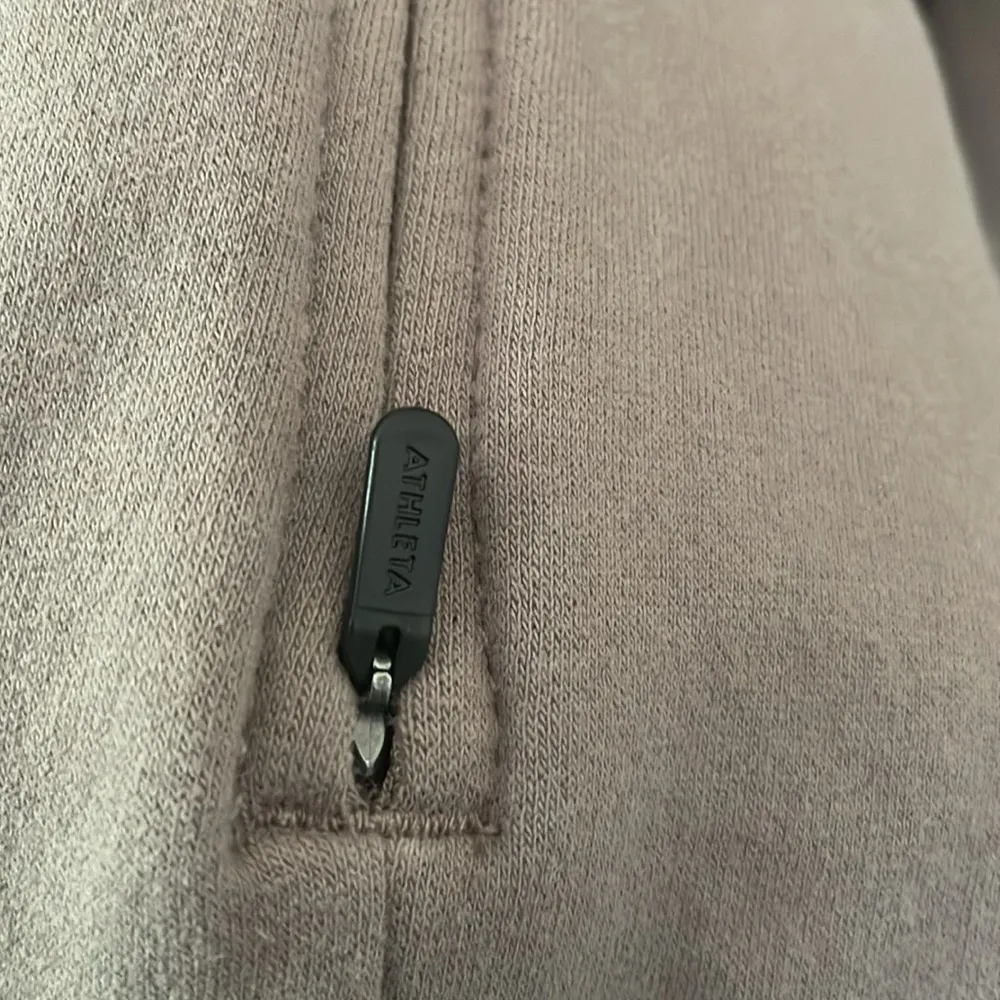 Athleta x Alicia Keys KEYS RETROPLUSH SWEATSHIRT NWOT XL Pyrite color - Image 10