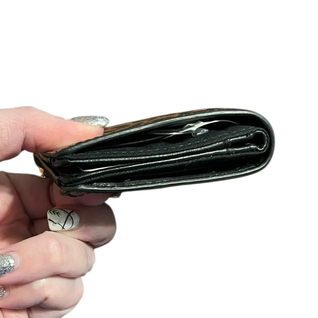 Fossil Logan RFID Small Bifold Wallet - Leopard Print Polyurethane-Coated Fabric - Image 11