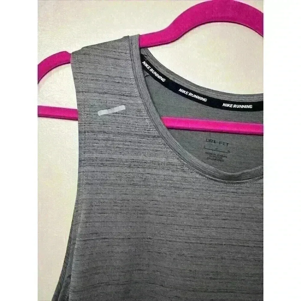 Nike Runner womens tank top Color grey Size Large - Image 4