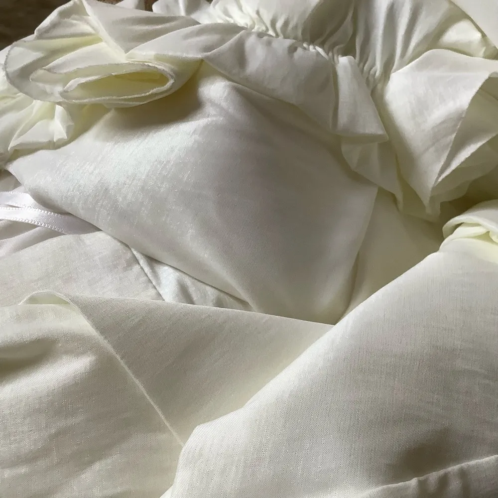 Short taffeta white satin stretch dress rushed shoulder rosettes sheath size M Size M - Image 9